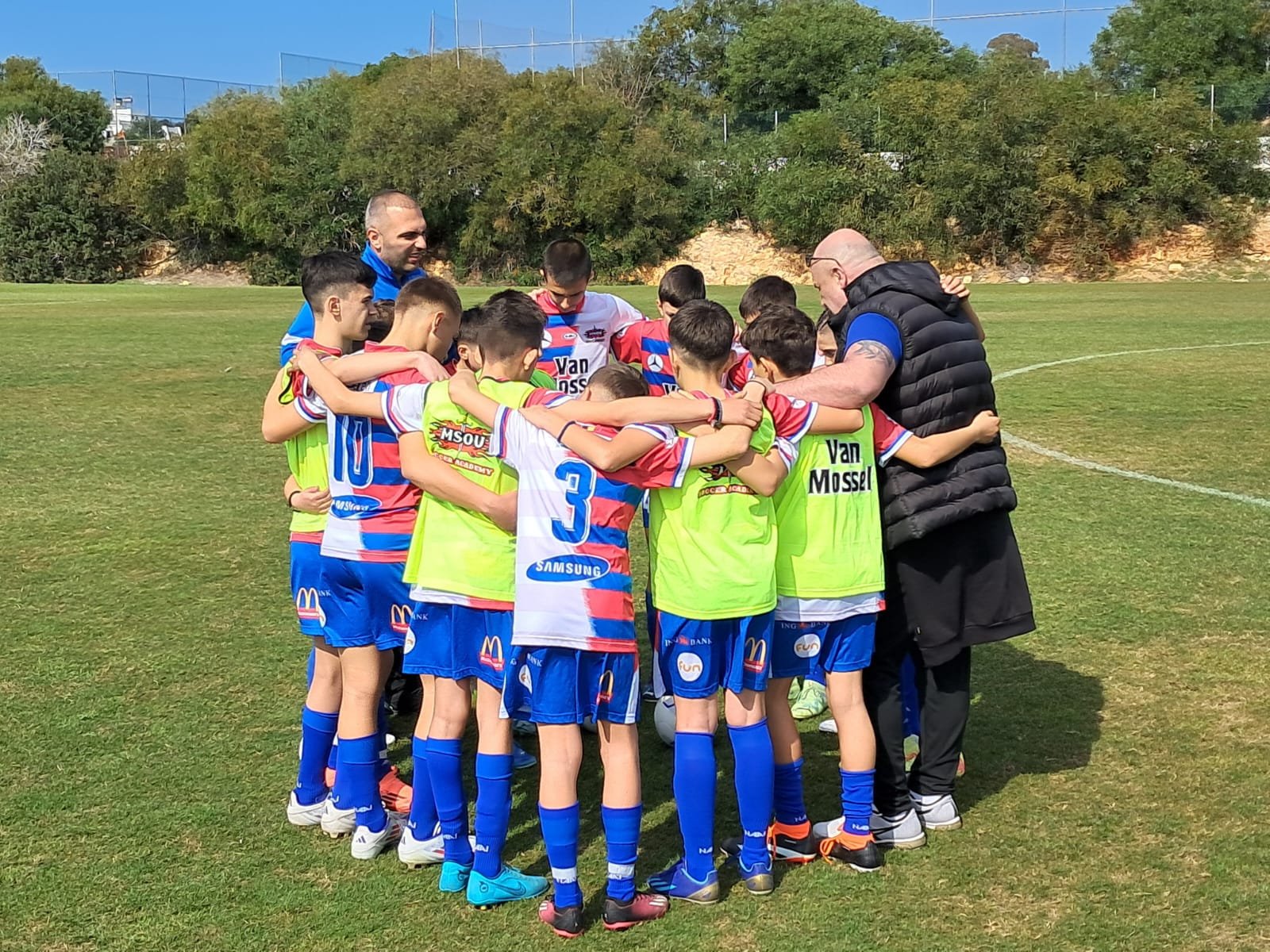 WhatsApp Image 2025-03-08 at 18.04.44_95fc1544